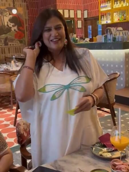 Customer photo review of Shell Kaftan Kurta