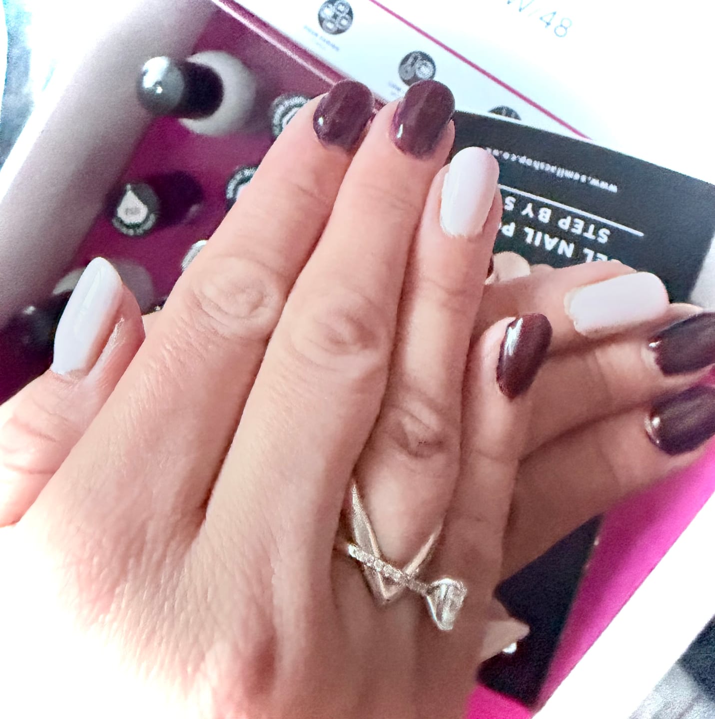 Customer photo review of Semilac UV Gel Polish Starter Set TRY ME 36W Lamp - 3 Full Size Colours Included!