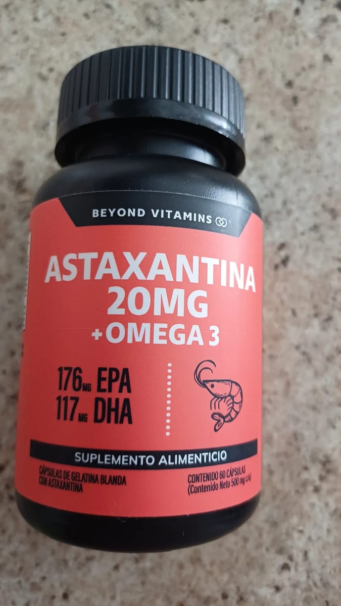 Customer photo review of Astaxantina 20mg de Haematococcus pluvialis + Omega 3 EPA/DHA | 60 Cápsulas