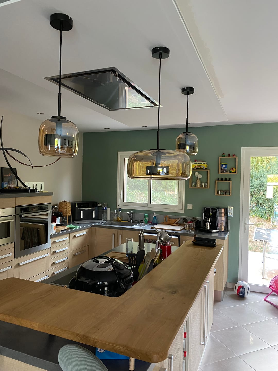 Customer photo review of Suspension moderne en verre teinté NOVA | 1 Suspension