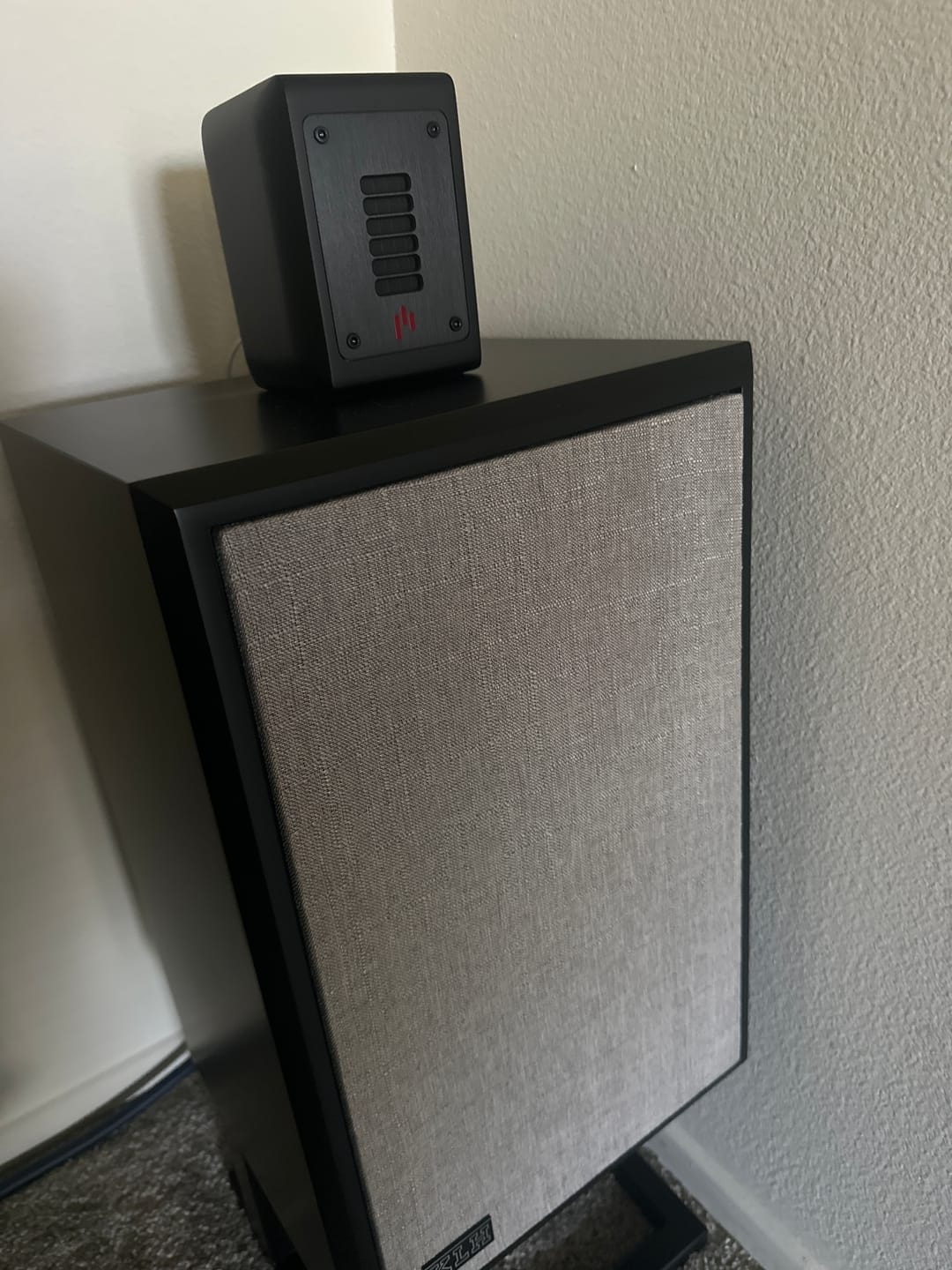 Customer photo review of PST Planar-Magnetic Ribbon Super Tweeter Speaker Pair