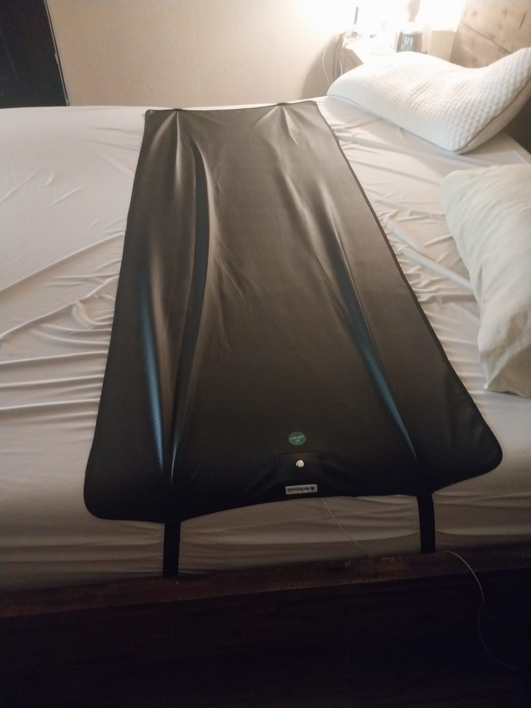 Customer photo review of Earthbound® Grounding Mattress Pad