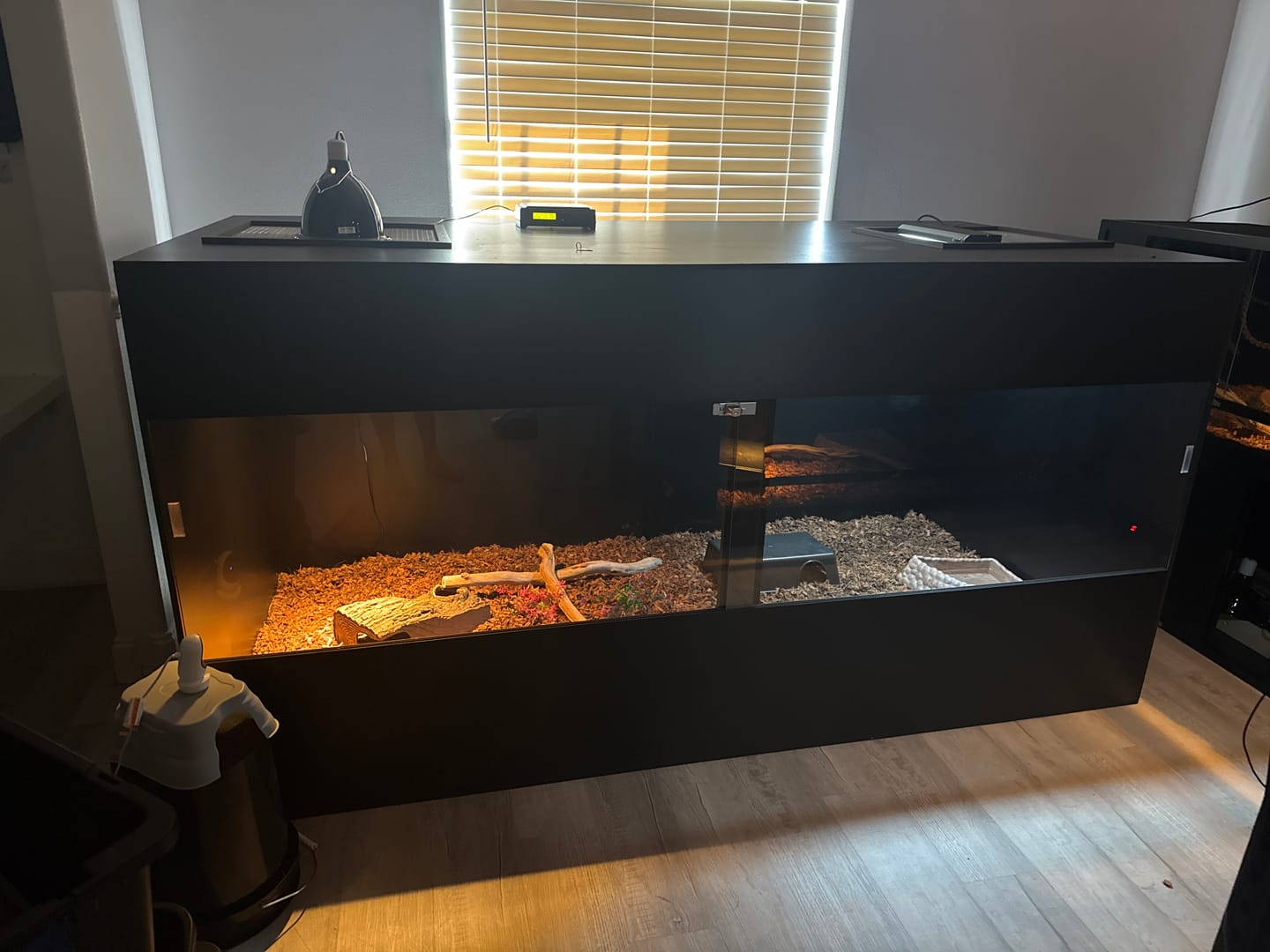 Customer photo review of 96"x48"x48" / 8'x4'x4' Premium PVC Reptile Enclosure