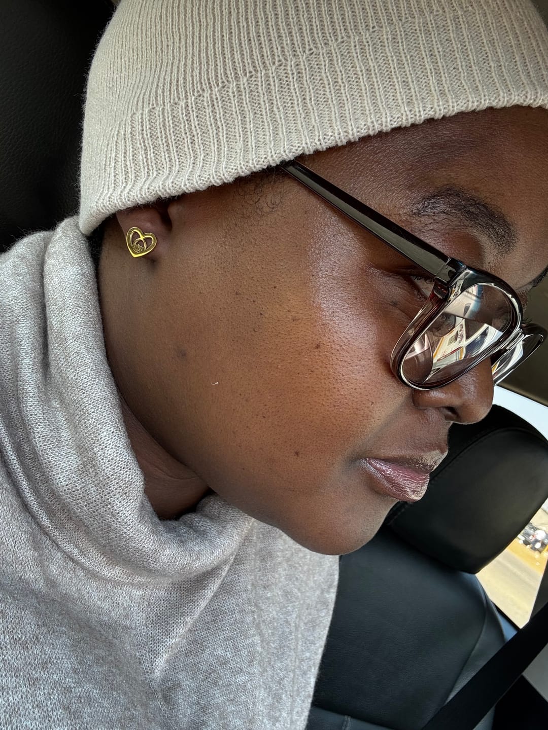 Customer photo review of Silver Thando Studs