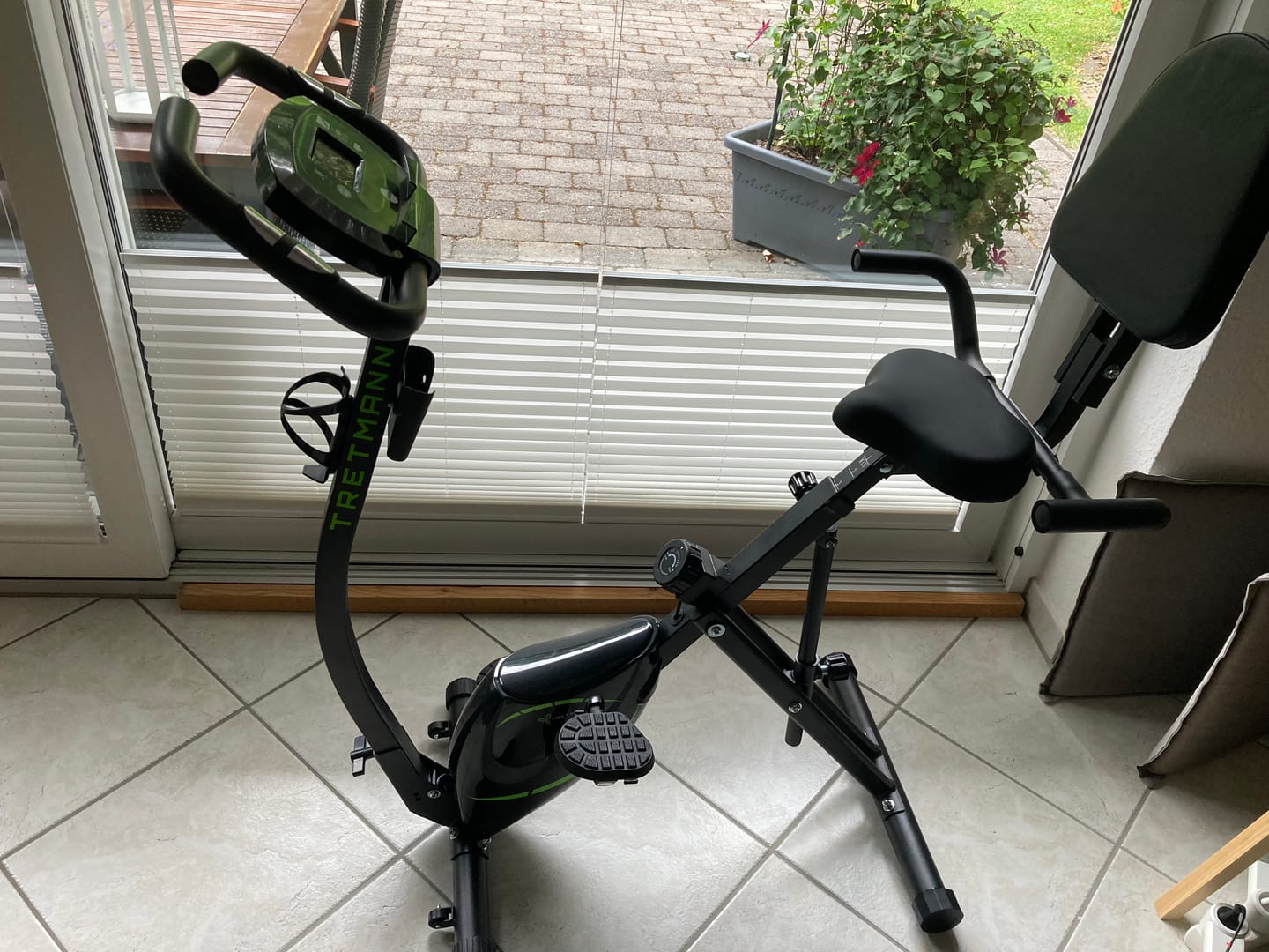 Customer photo review of Tretmann RIDE- Heimtrainer mit tiefem Einstieg