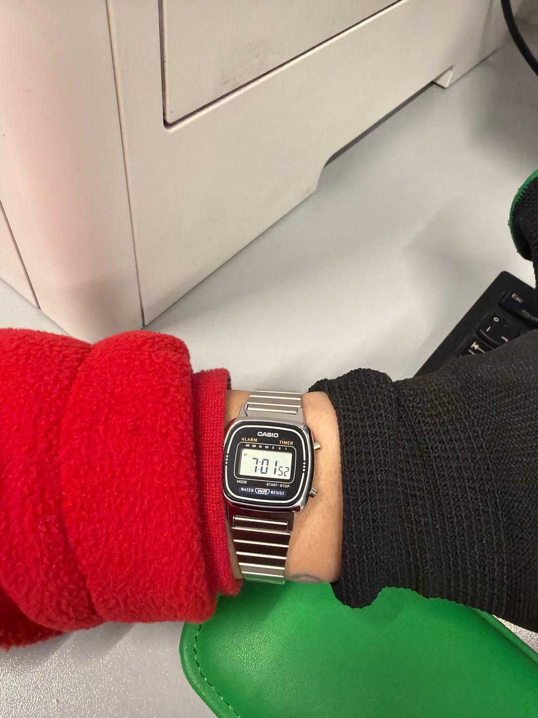 Customer photo review of Reloj Casio Vintage LA670WA-1DF Plateado Mini