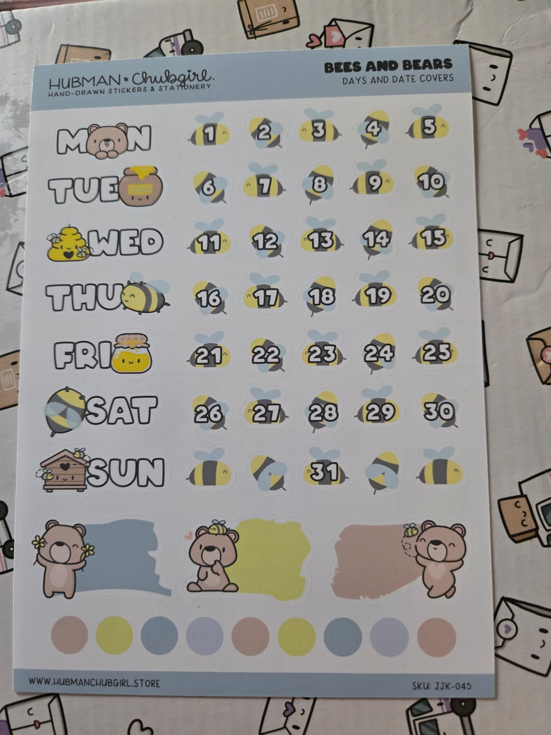 Customer photo review of Bees and Bears Days and Date Covers