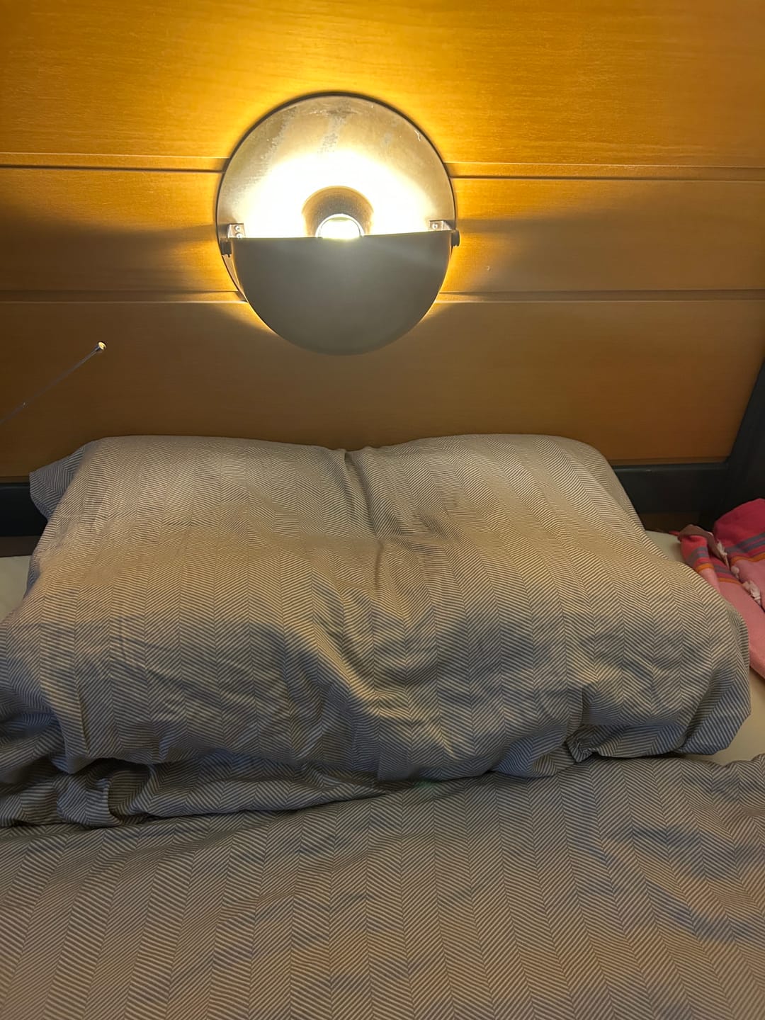Customer photo review of Ergonomisches Nackenkissen