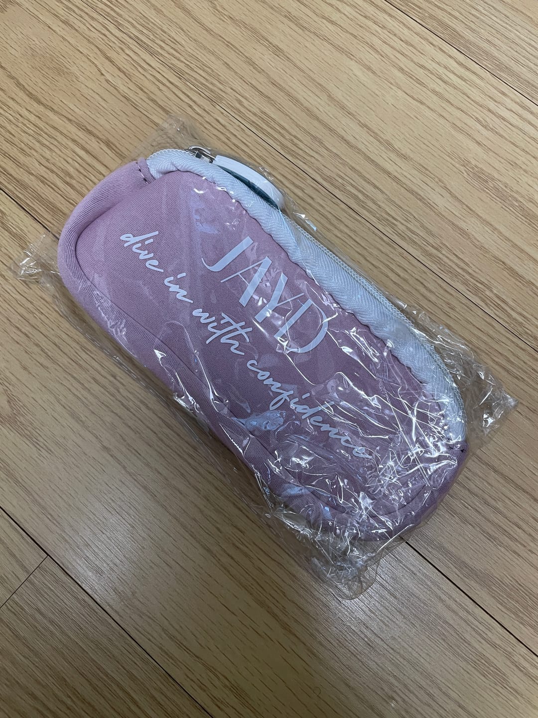 Customer photo review of JAYD Goggle Bag - Pink