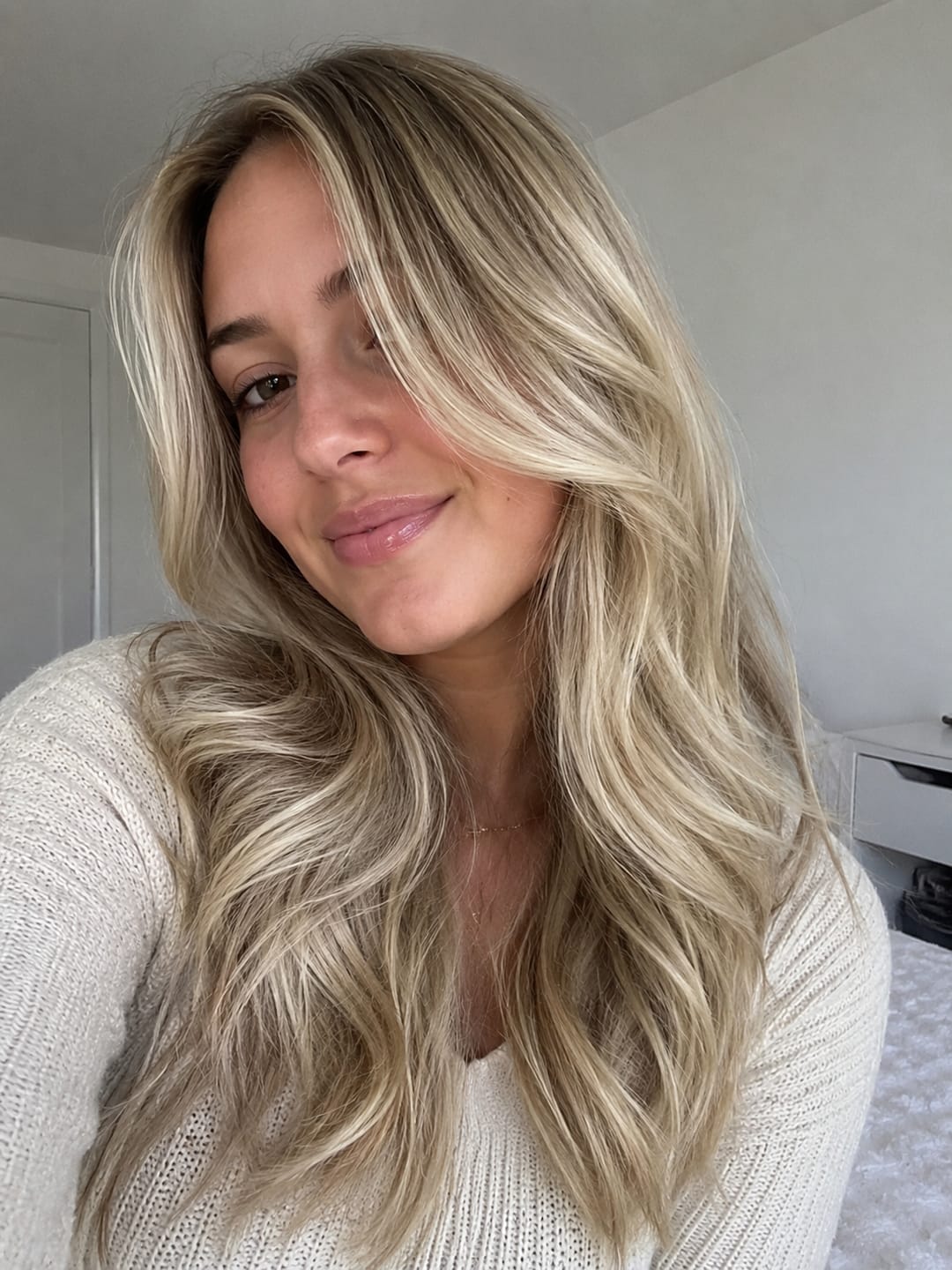 Customer photo review of Virgin Injection Tape in Hair Extensions Blonde Highlights #7/7/ICY