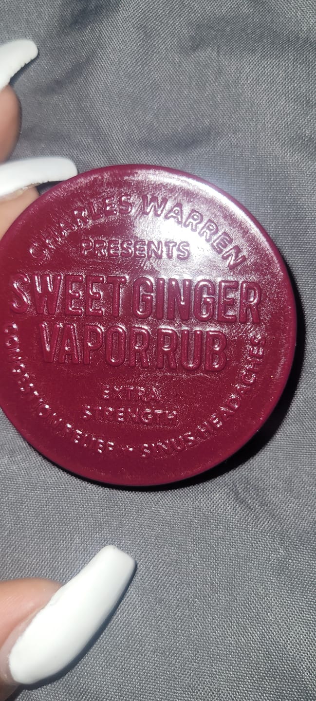 Customer photo review of Extra Strength Sweet Ginger Vapor Rub [Compact]