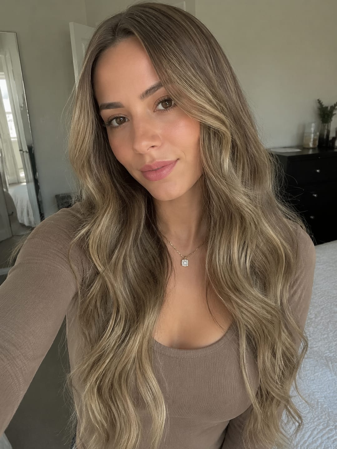 Customer photo review of Virgin Injection Tape in Hair Extensions Brown Balayage #4/8/27/4