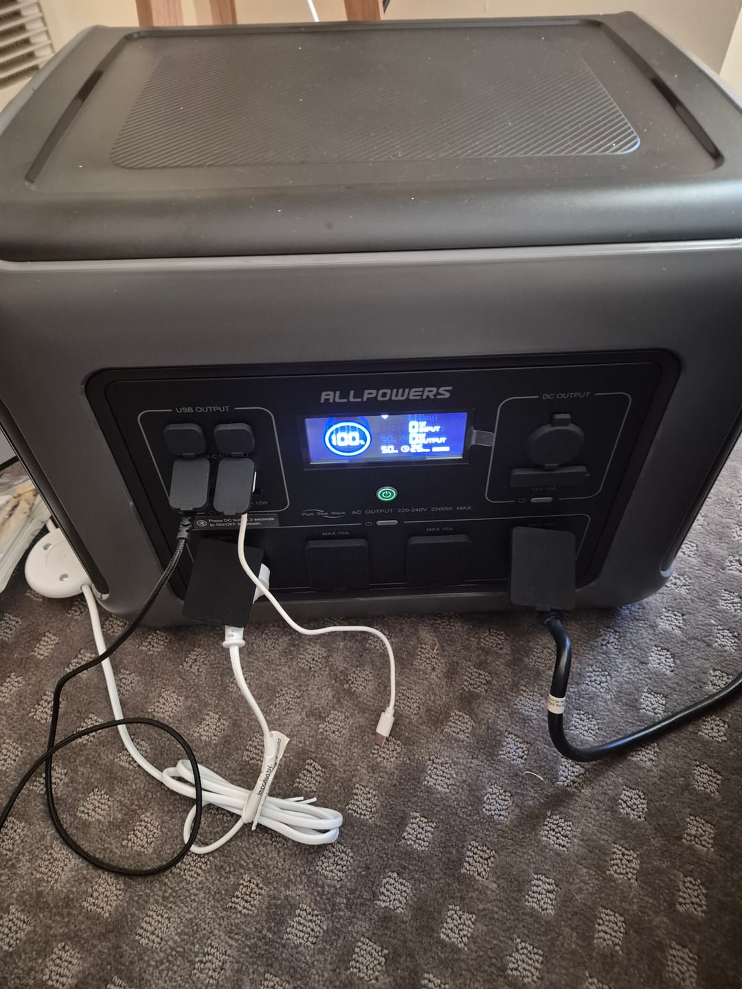 Customer photo review of ALLPOWERS R2500 V2 Portable Home Backup Power Station 2500W 1920Wh