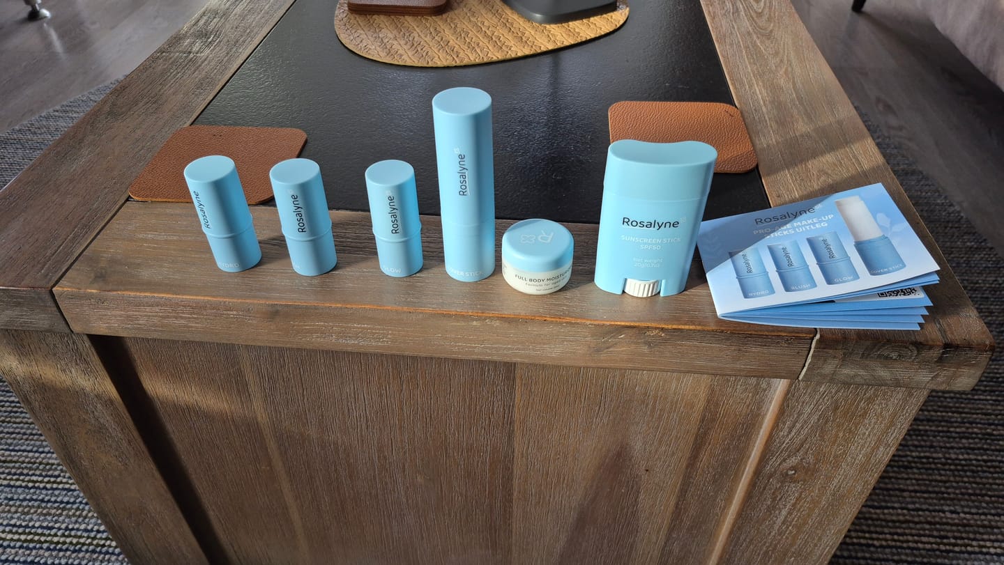 Customer photo review of Hydro + Blush + Glow | Frisse verzorgende make-up set