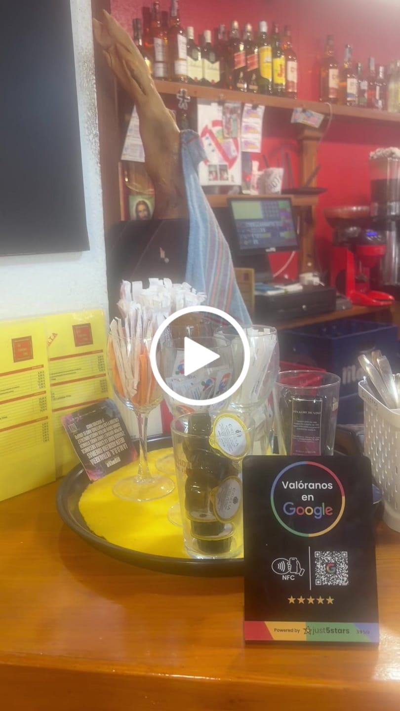 Customer video review of Placa Reseñas Google NFC & QR (ES)
