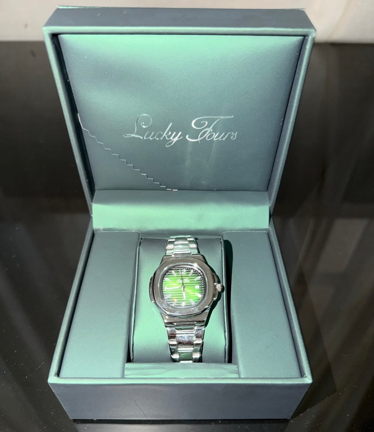 Customer photo review of Lucky Fours® Lyra