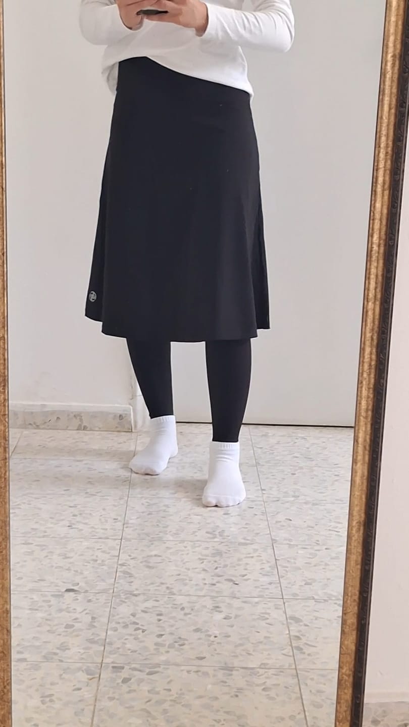 Customer photo review of טייץ חצאית מתחת לברך MODEST SKIRTED LONG