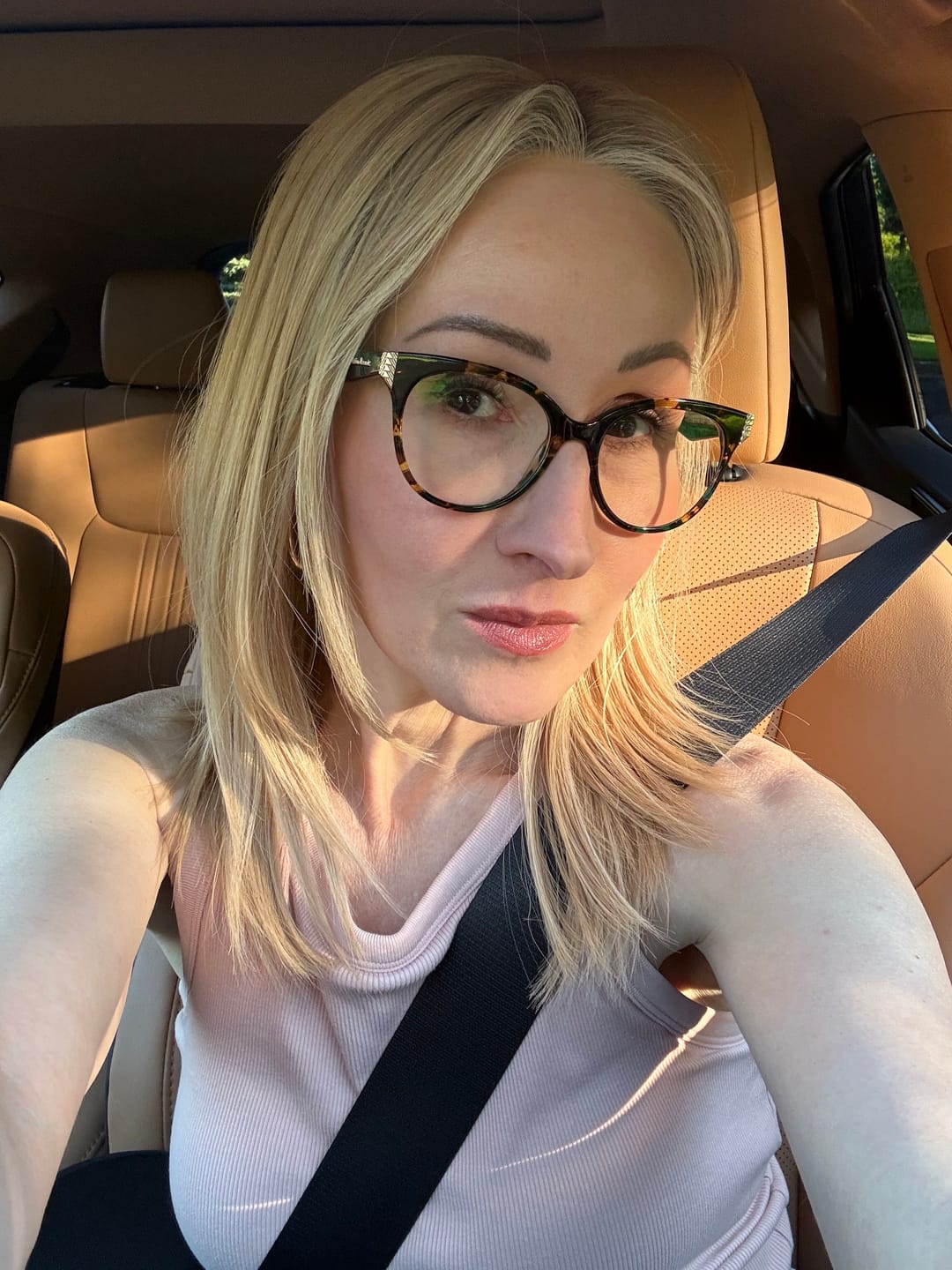 Customer photo review of "Linda" (S) 16"