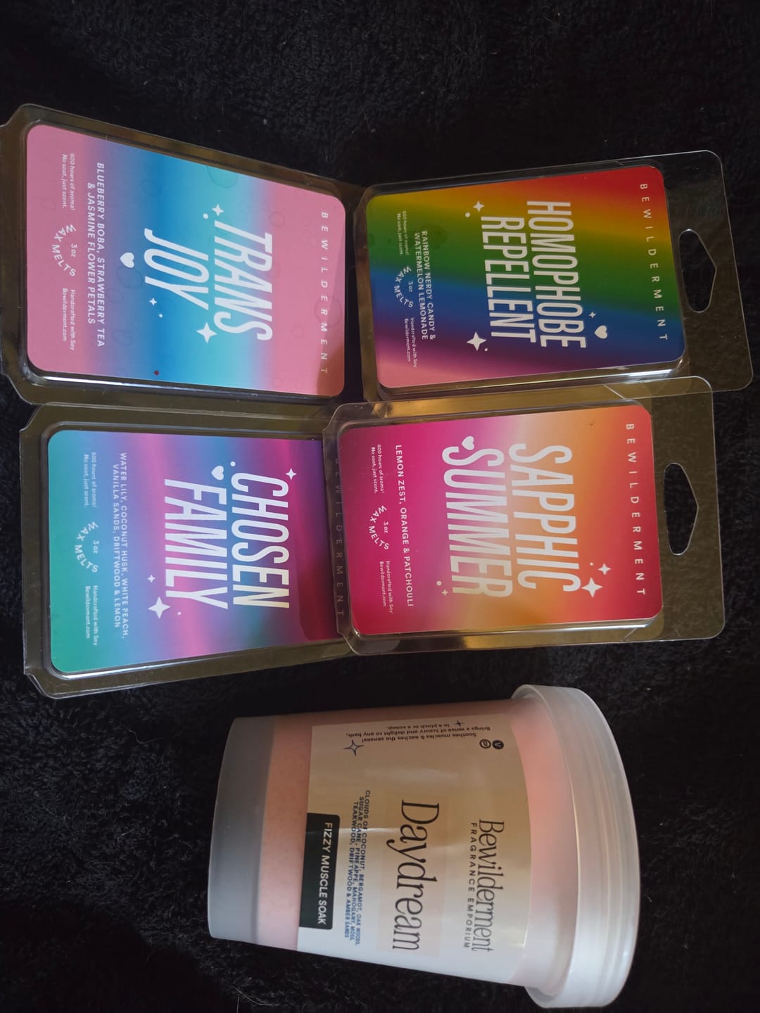 Customer photo review of Melt Mail