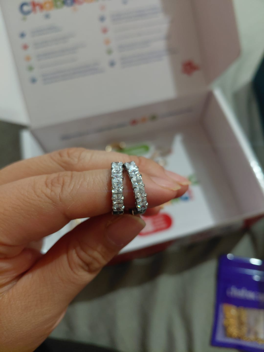 Customer photo review of Aretes Vivienne