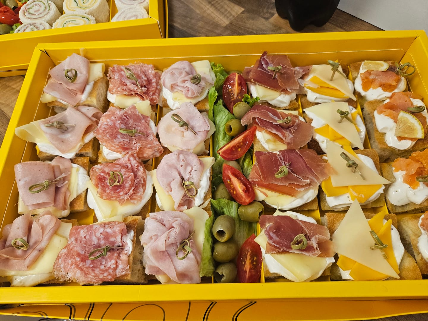 Customer photo review of Platou aperitiv gourmet - Modern