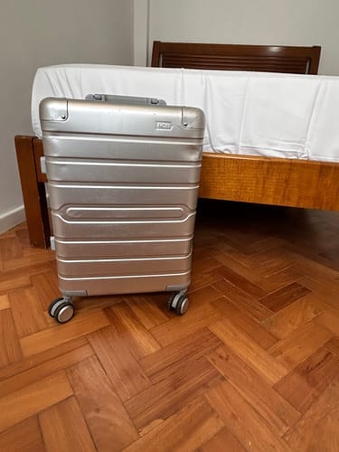 Customer photo review of Carry-On: Aluminum