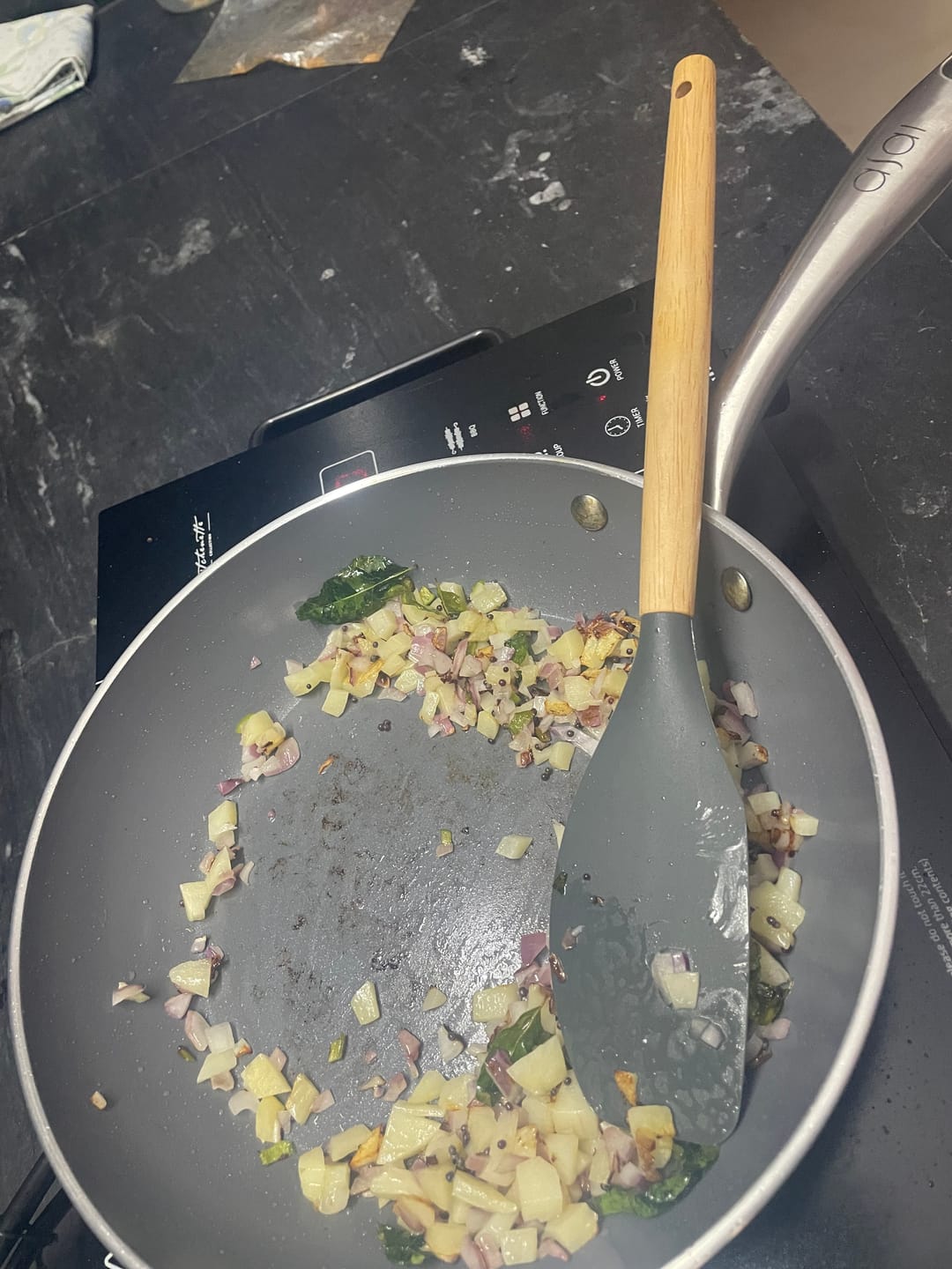 Customer photo review of Ceramic Frying Pan  (24cm)