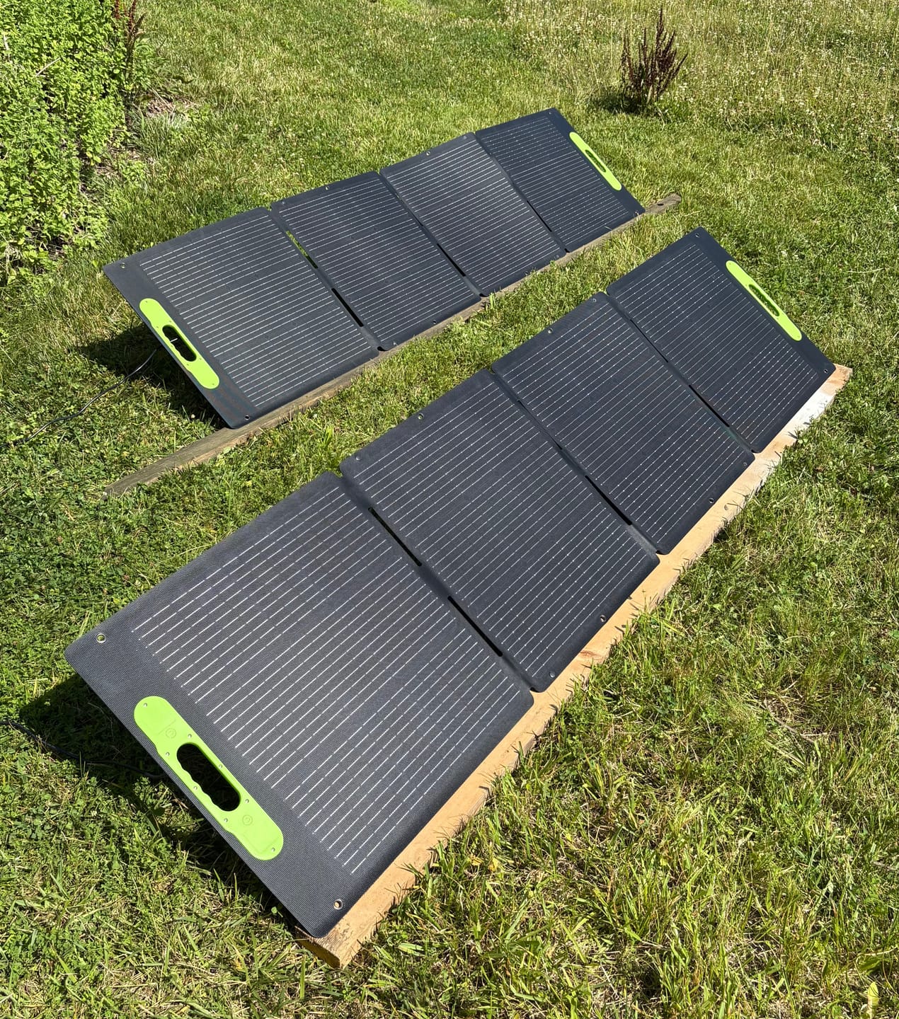 Customer photo review of Enginuity 200W Portable Solar Panel