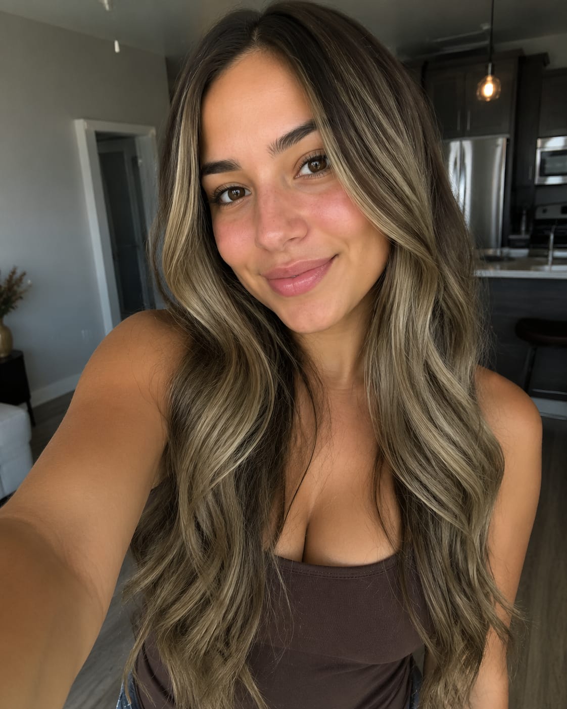 Customer photo review of Virgin Injection Tape in Hair Extensions Brown Balayage #4/8/27/4