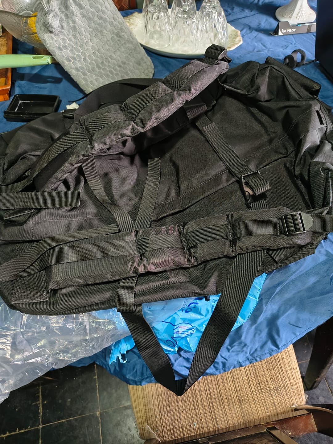 Customer photo review of BOLSO O MOCHILA TANQUISTA 65 LITROS FABRICACION NACIONAL