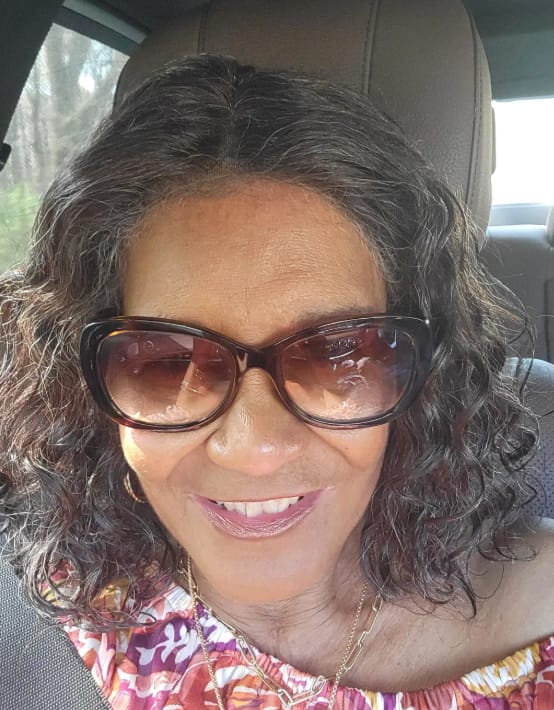 Customer photo review of Luvwin Luvwin 5x5 Lace Dark Brown With Gray Water Wave Bob Human Hair Wig