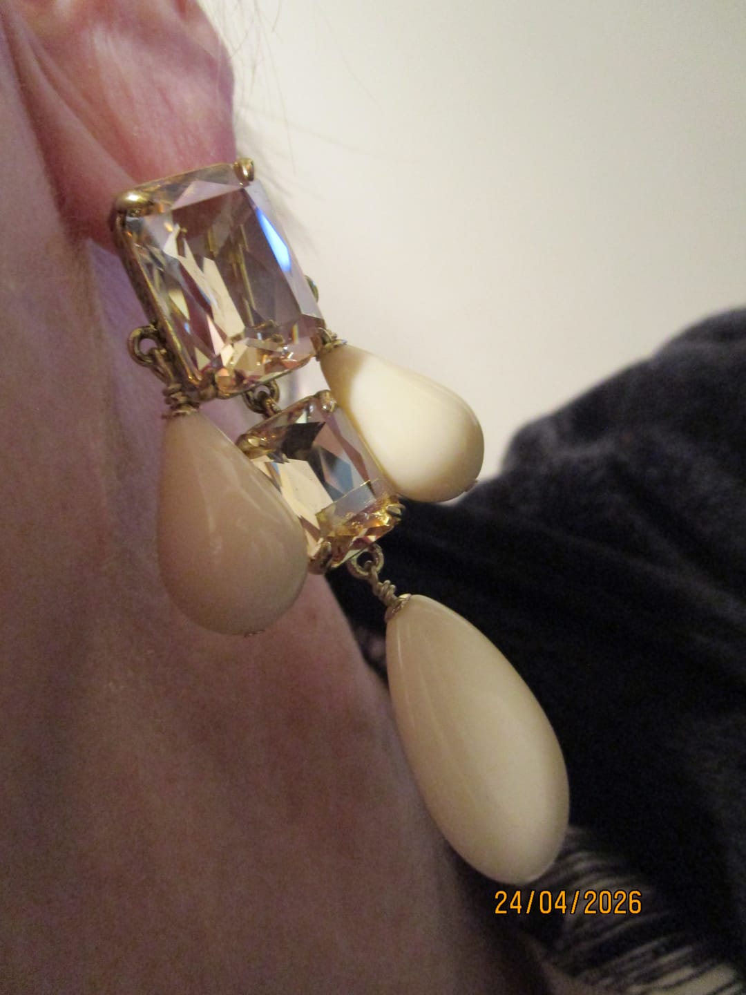 Customer photo review of HEIDI DAUS® “Riviera Radiance” Crystal & Resin Drop Earrings