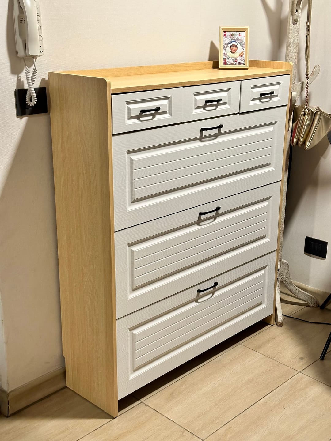 Customer photo review of Mueble Zapatero Organizador de Alta Calidad XXL para 25 pares