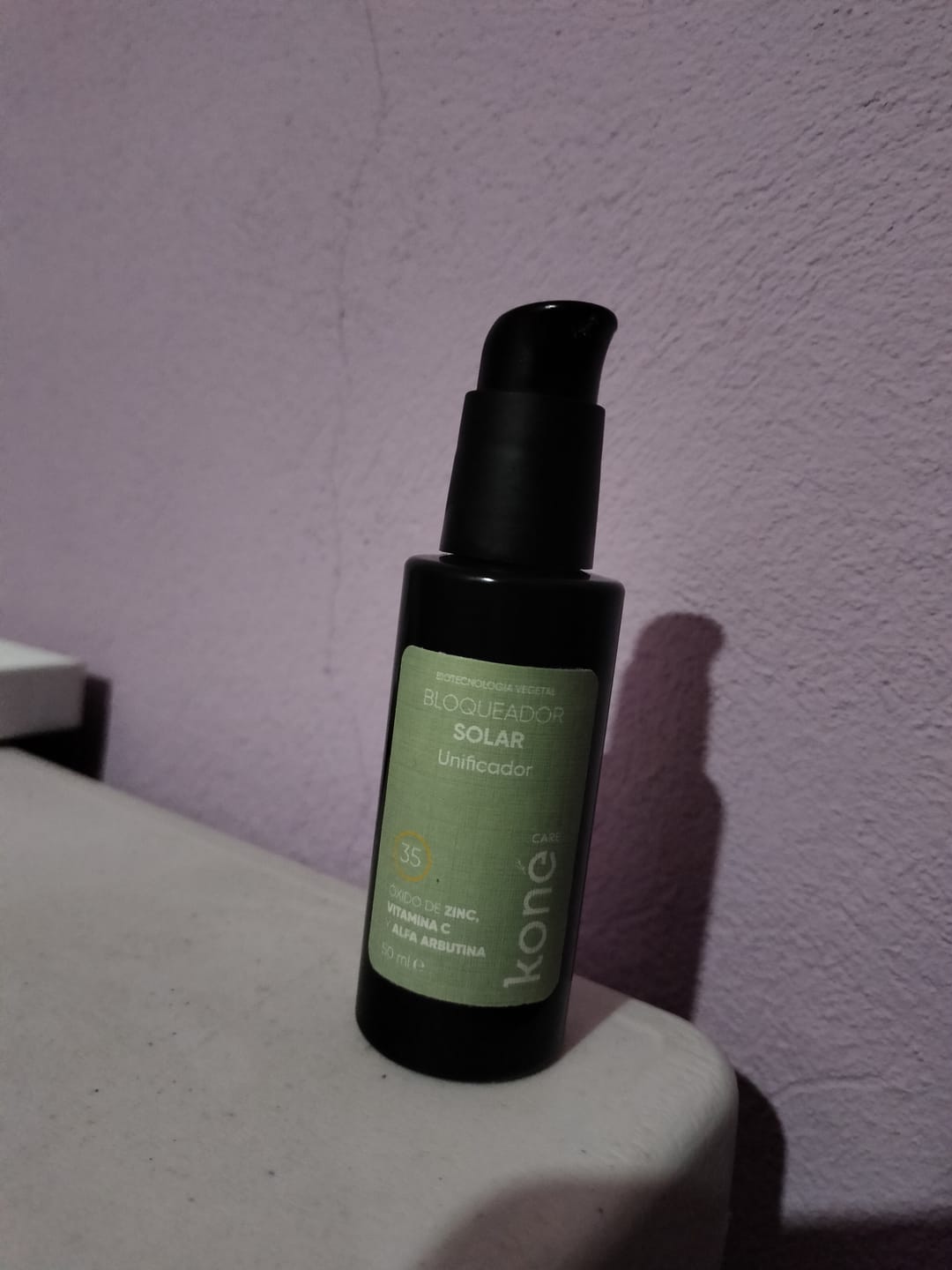 Customer photo review of Bloqueador FPS 35 Unificador con Vitamina C y alfa arbutina