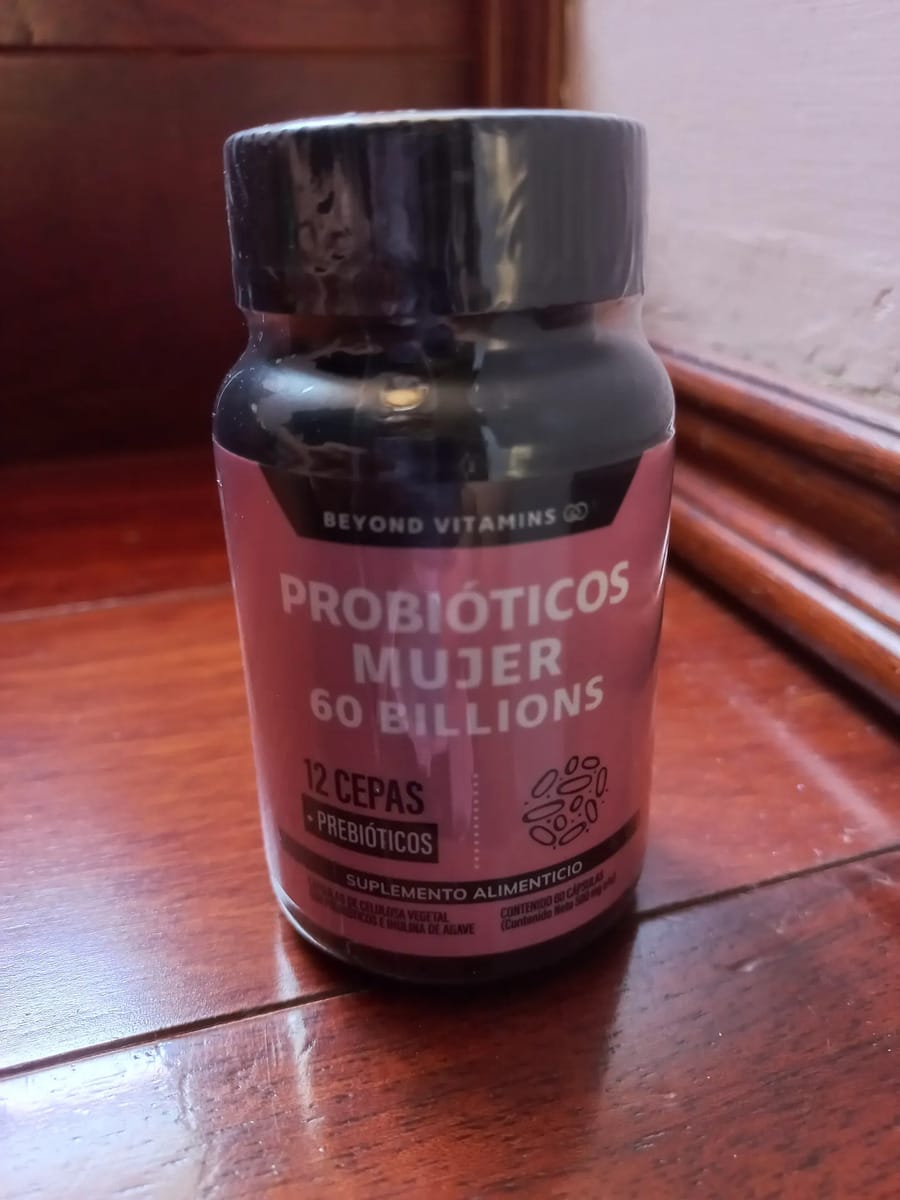 Customer photo review of Probioticos mujer 60 billions - 60 cápsulas