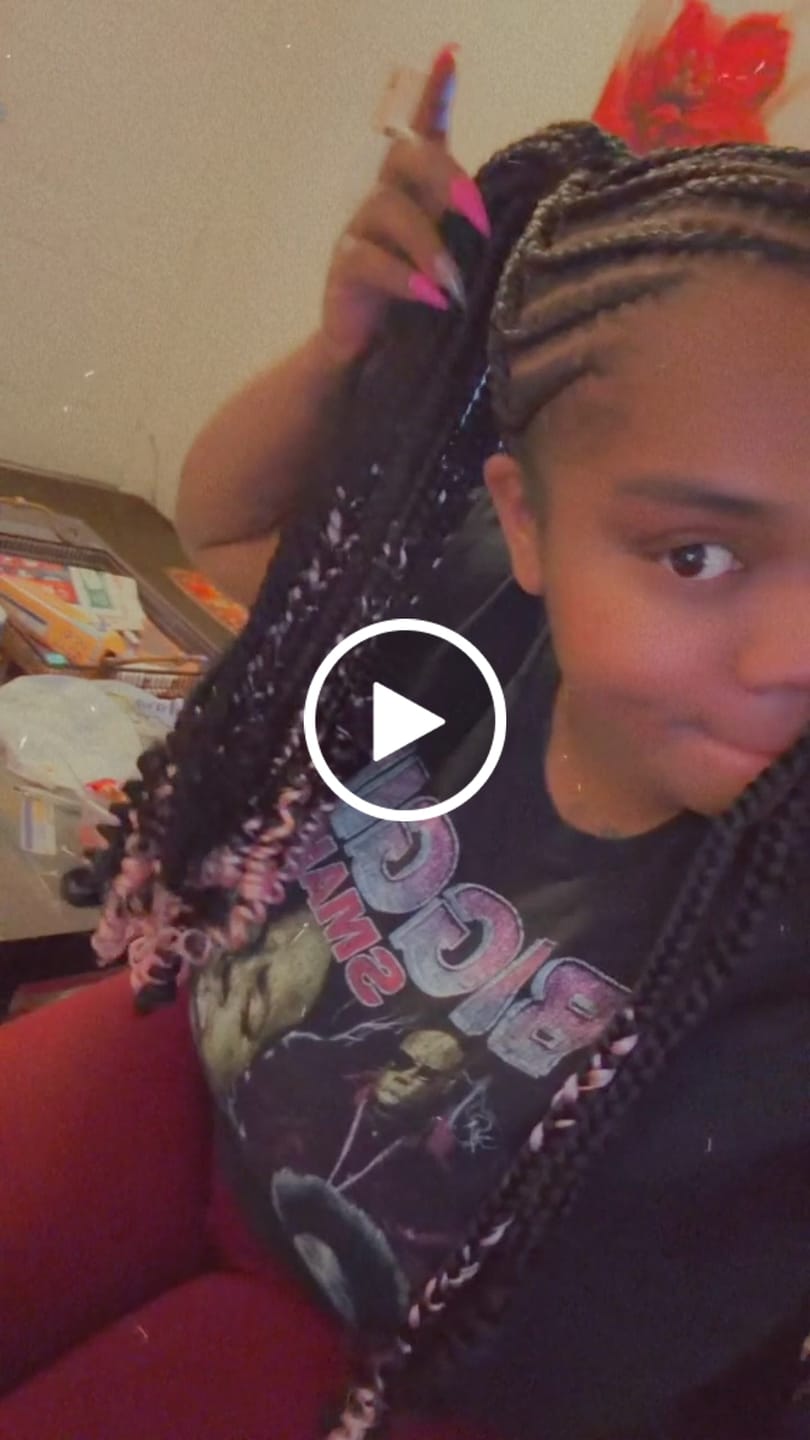 Customer video review of Sensationnel Xpression 3x Pre-Stretched Braiding Hair - 58"