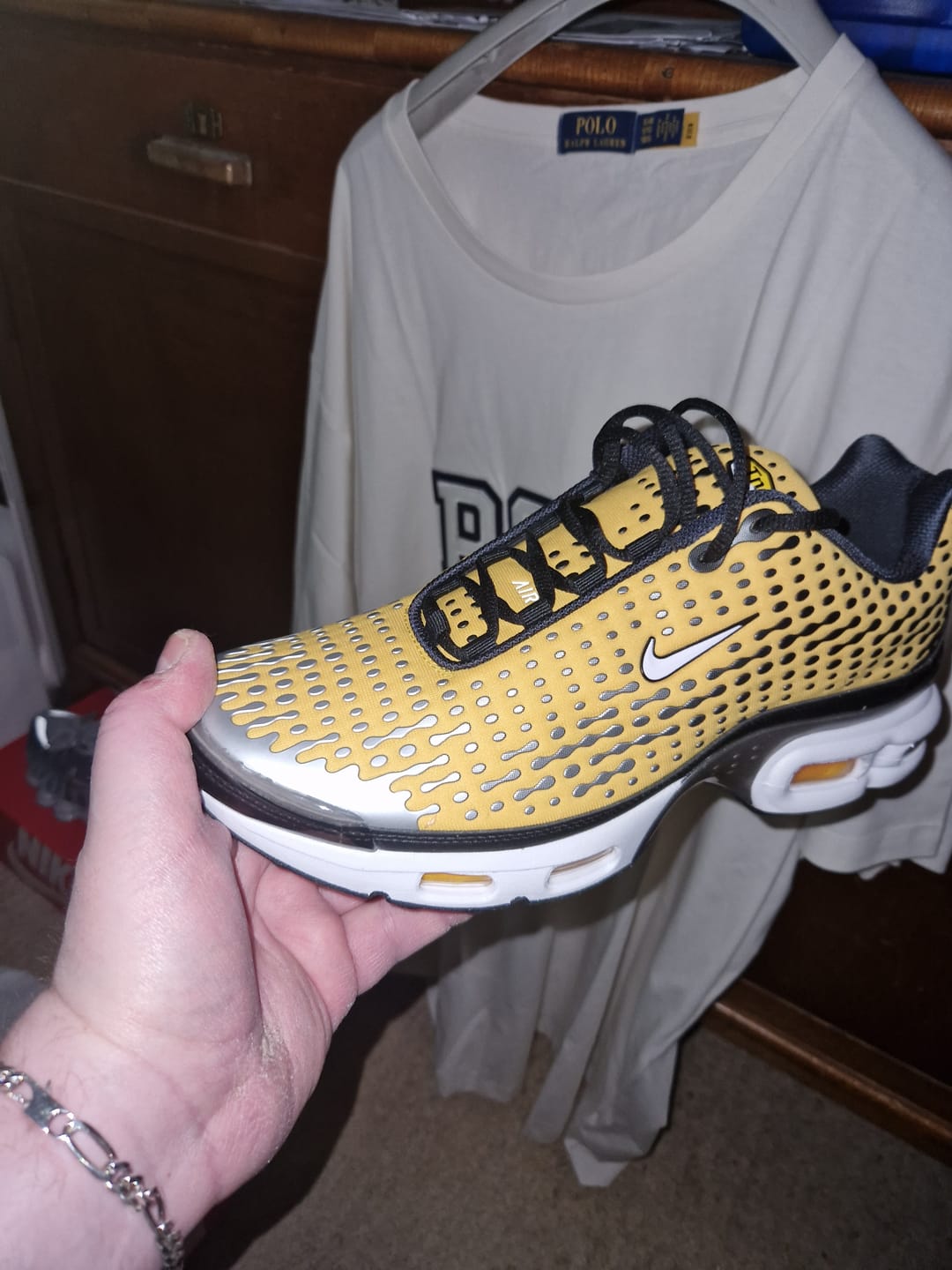 Customer photo review of Nike Air Max Plus VII - Varsity Maize