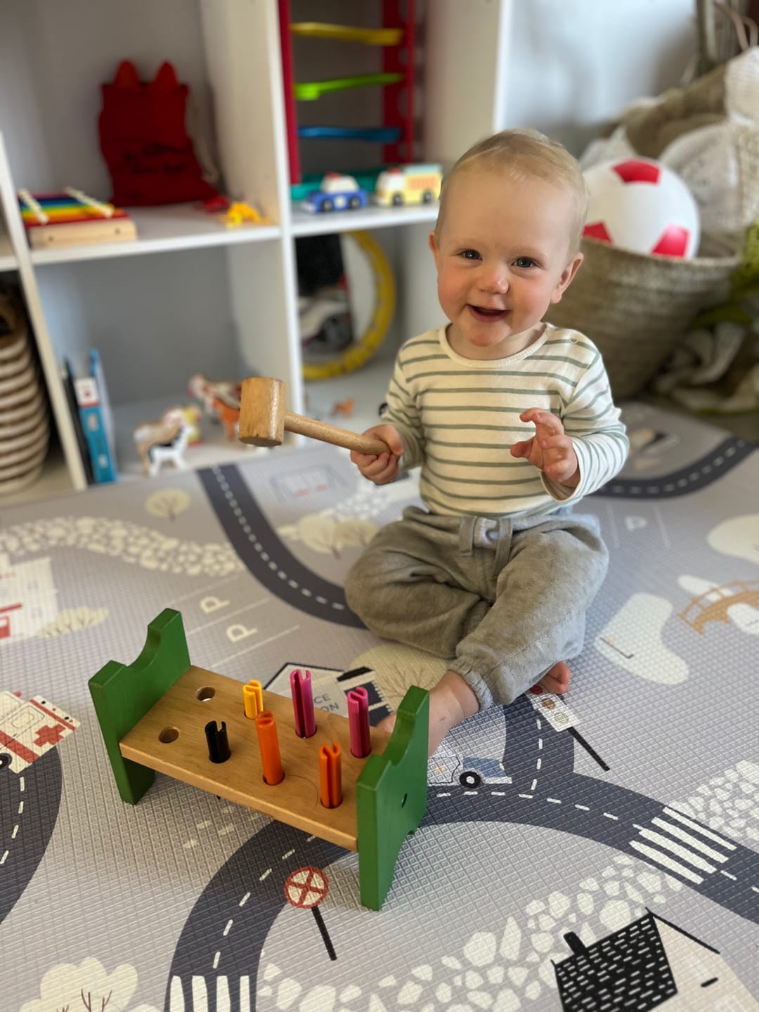 Customer photo review of Town Track/ ABC Storybook (Grey)
