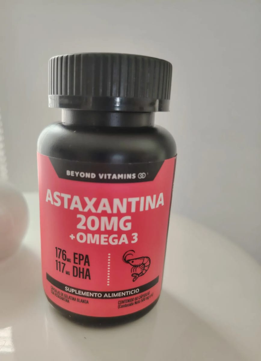 Customer photo review of Astaxantina 20mg de Haematococcus pluvialis + Omega 3 EPA/DHA | 60 Cápsulas