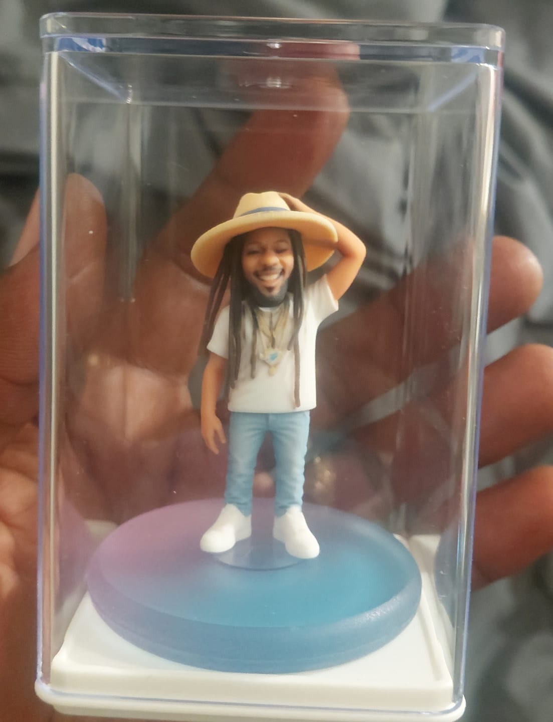 Customer photo review of Custom 3D Action Figure: Personalized 3D Figurine from Photo