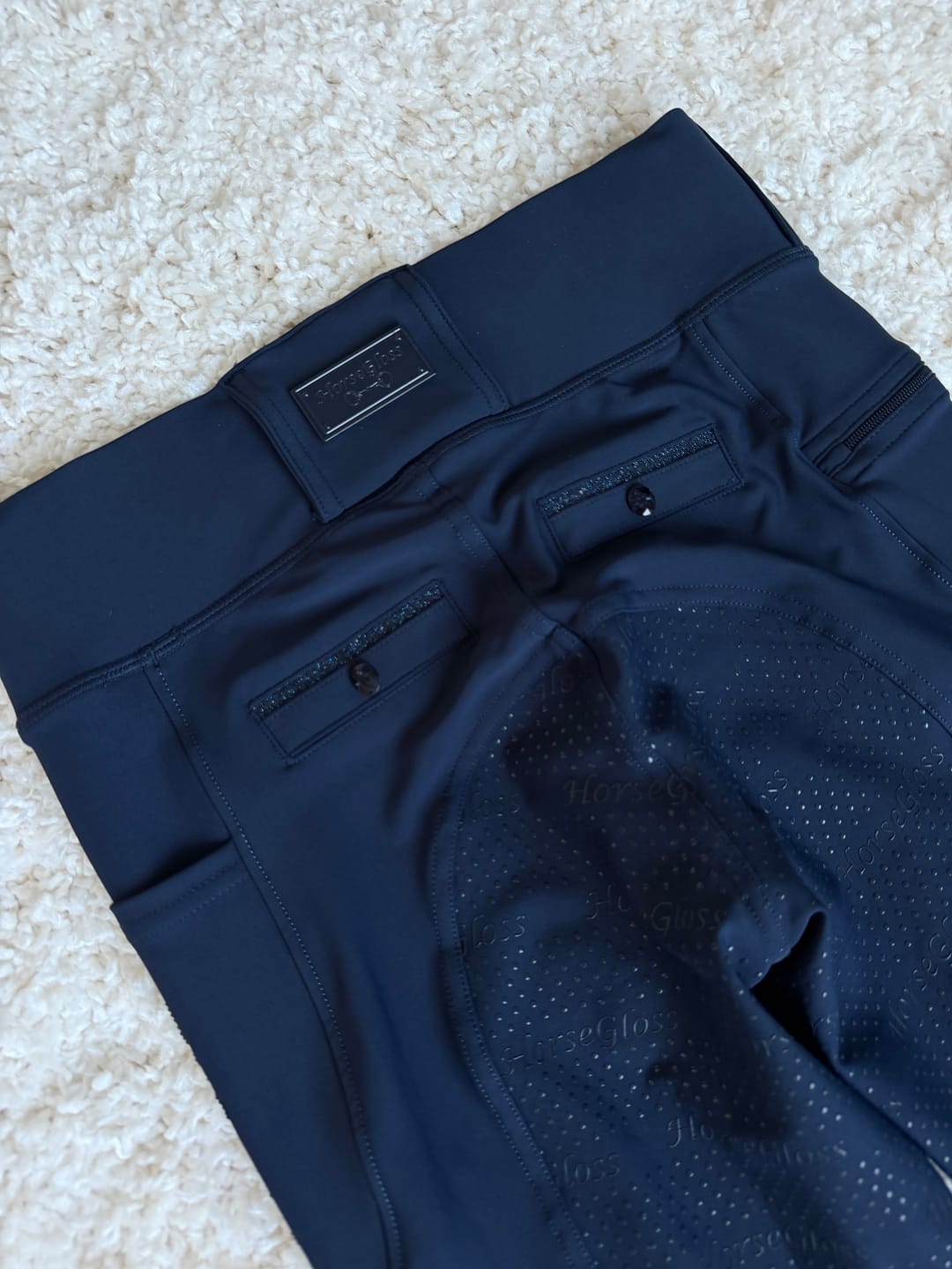Customer photo review of CRYSTAL KYLIE - RIDING LEGGINGS | NAVY