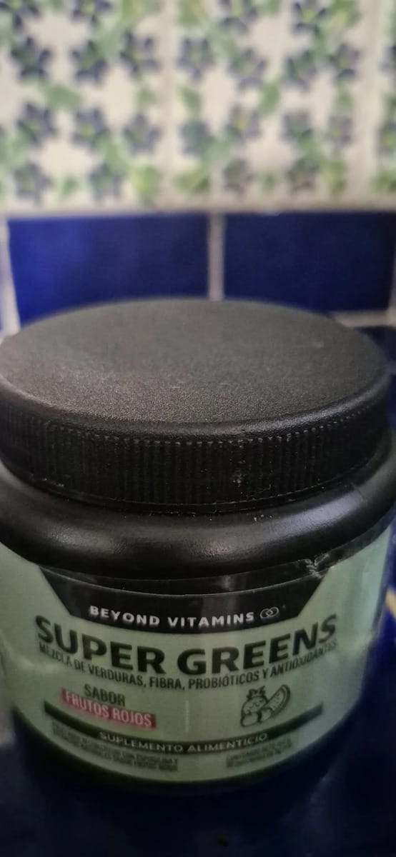 Customer photo review of Super Greens | Mezcla de Verduras, Fibra, Probióticos y Antioxidantes - 150g