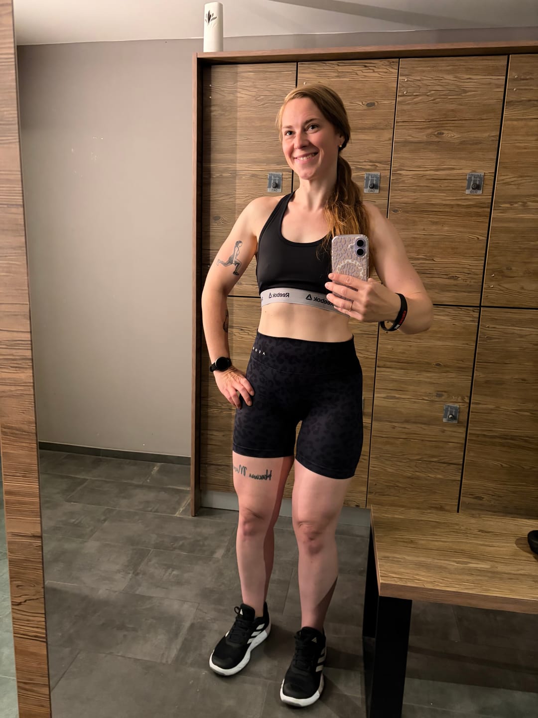 Customer photo review of MOTION SEAMLESS LEO SHORTS V2