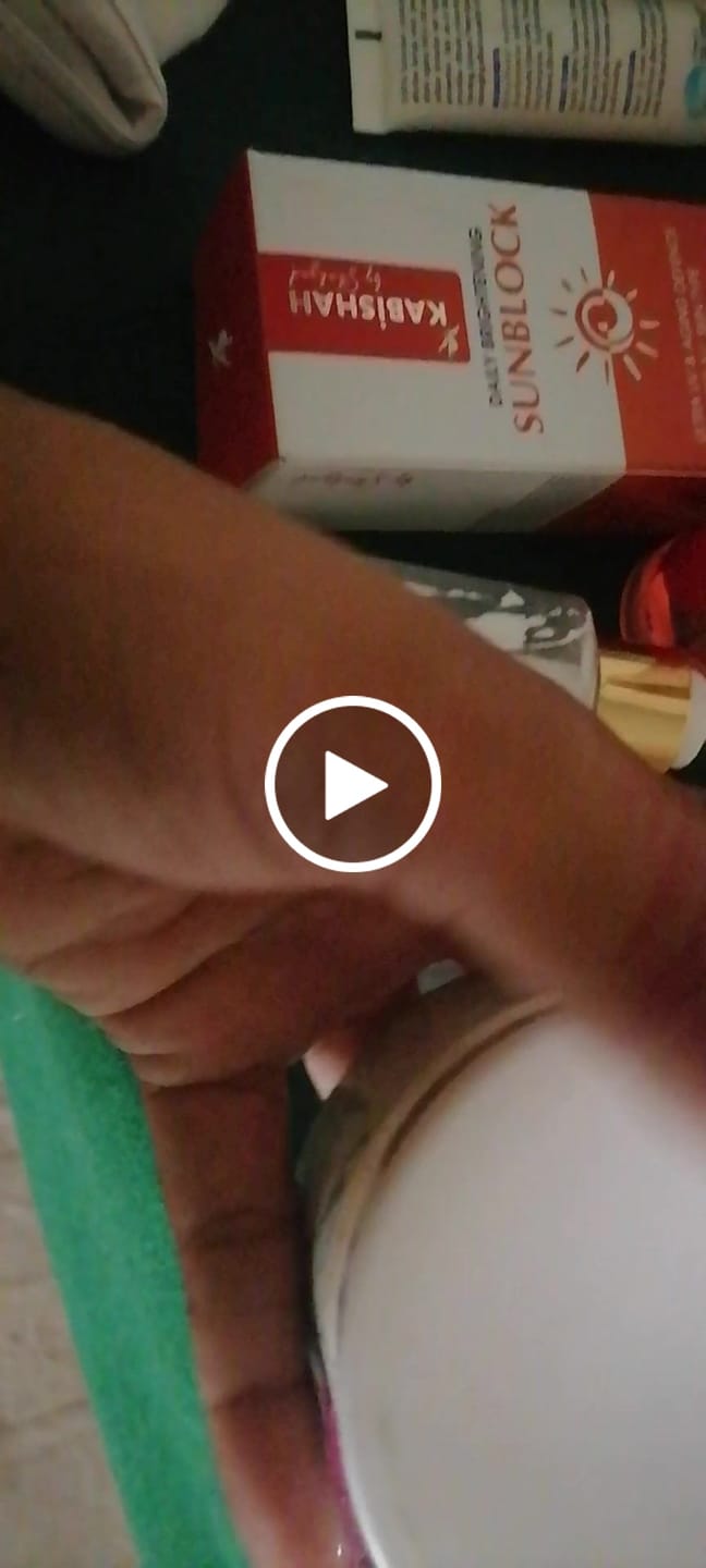 Customer video review of Pomegranate Facewash Double Pack
