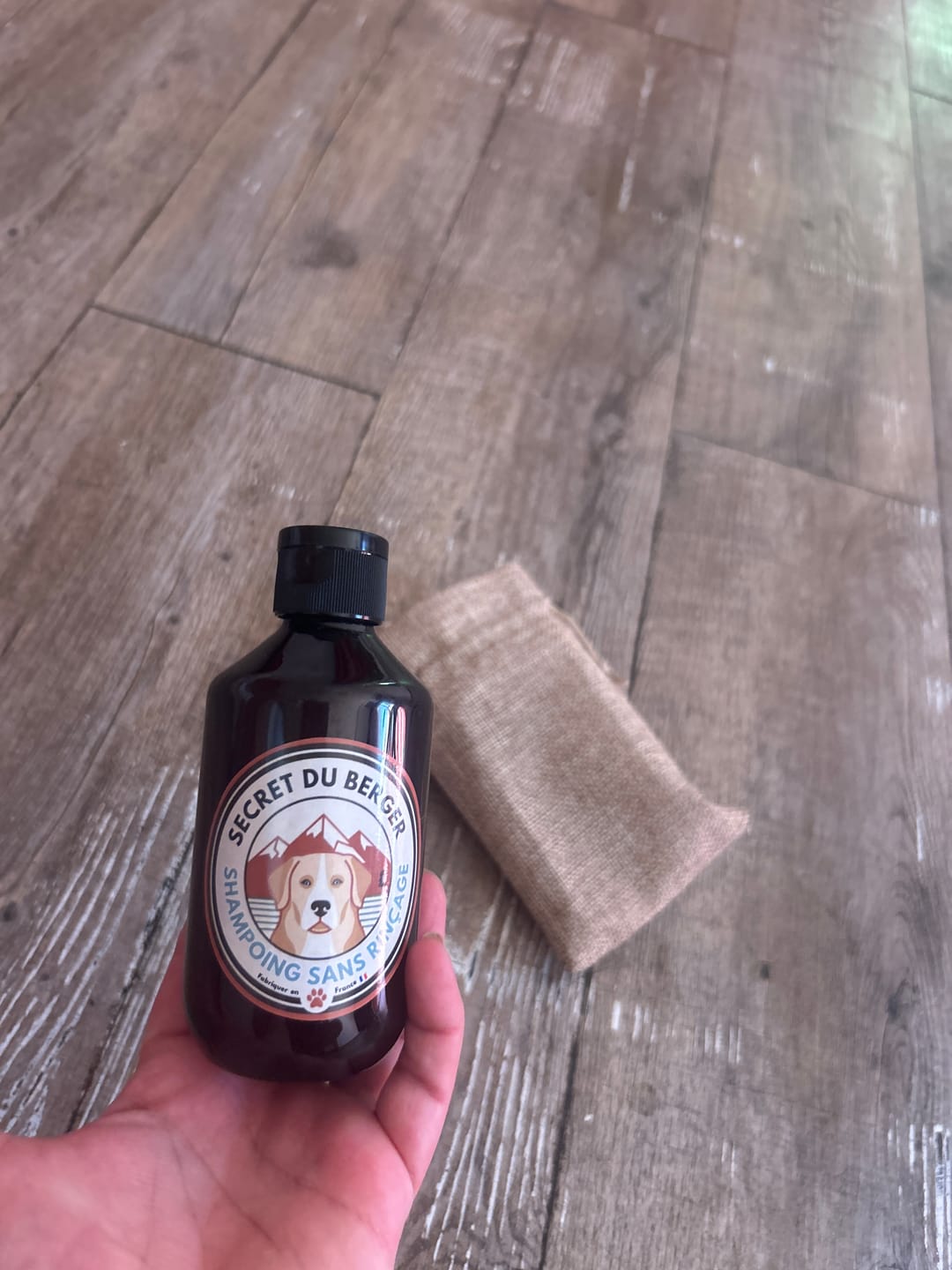 Customer photo review of Shampoing Sans Rinçage - Apaisant pour chien 🏔️