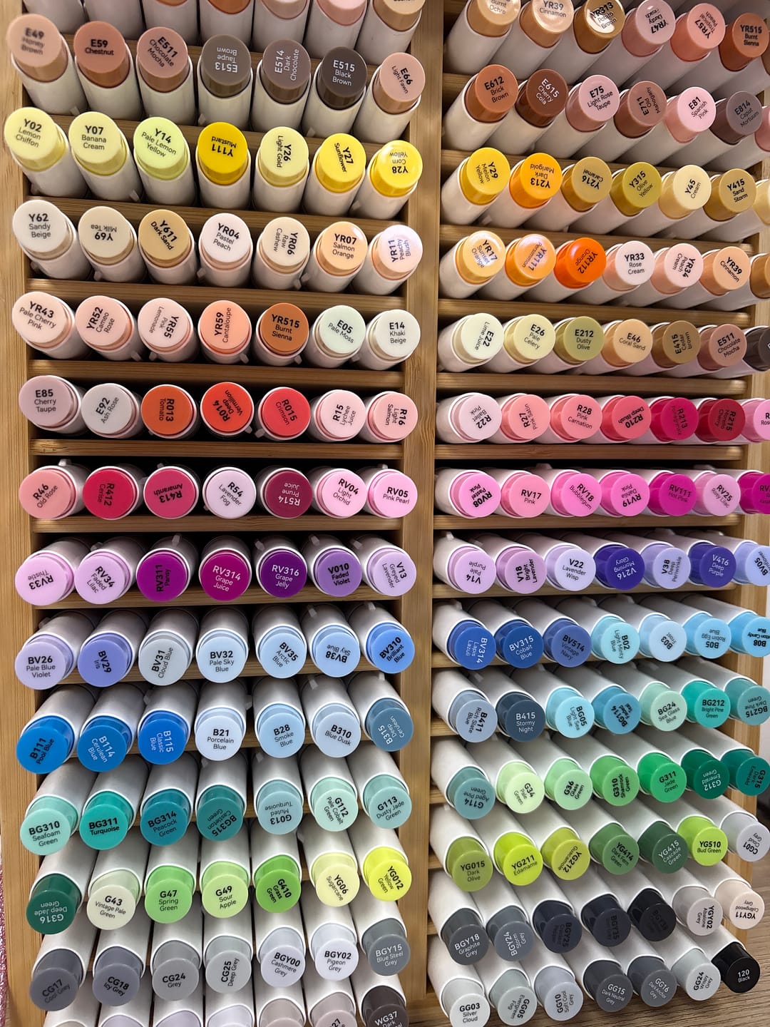 Customer photo review of Ohuhu Bamboo Marker Organizer