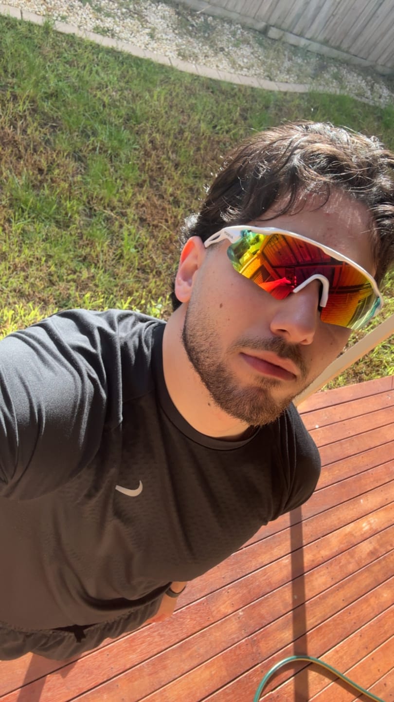 Customer photo review of V1 Running Shades