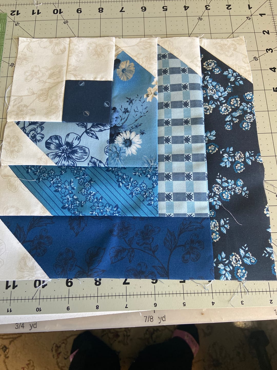 Customer photo review of Block Of The Month - Tulip Bellflower (104.5" x 104.5")