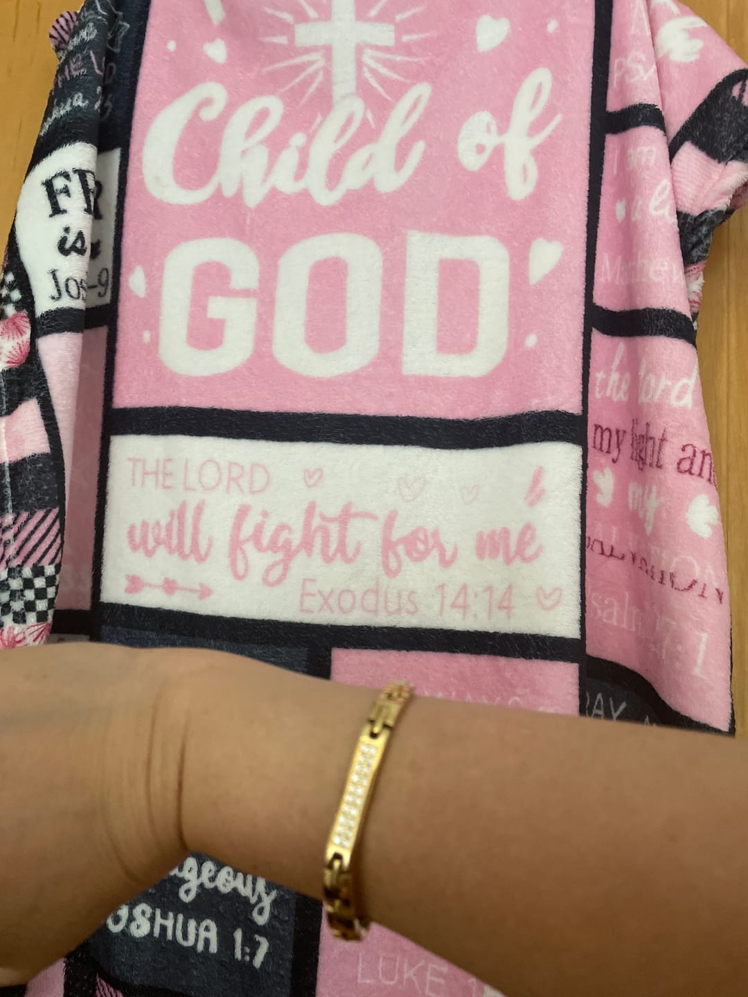 Customer photo review of Luxury GOLD Health Bracelet