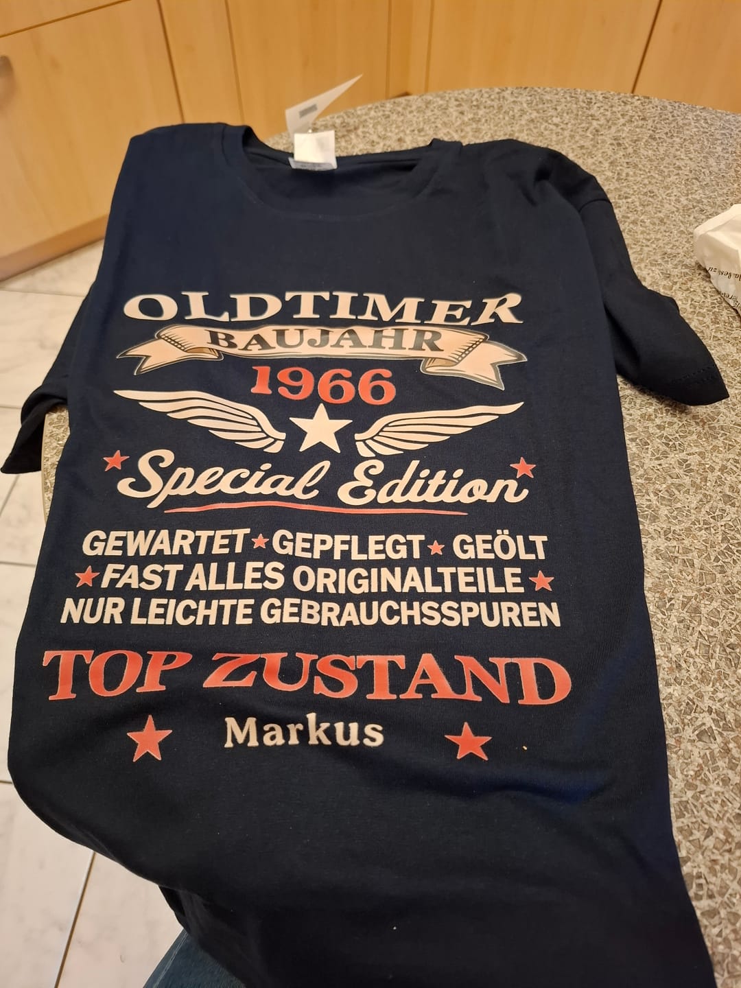 Customer photo review of Oldtimer - Personalisiertes T-Shirt zum Geburtstag mit Vintage Design